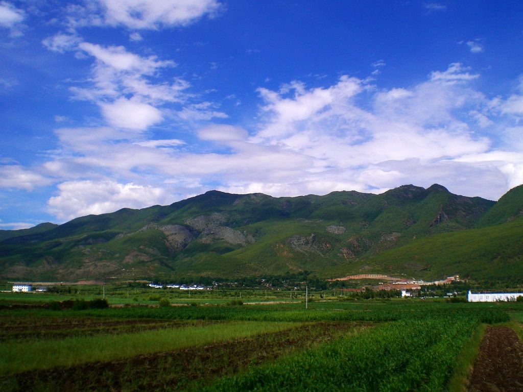 昆明到丽江沿路的风景